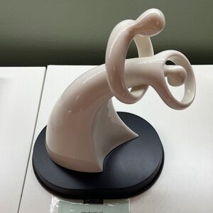 Enesco Cream and Black Modern Sculpture